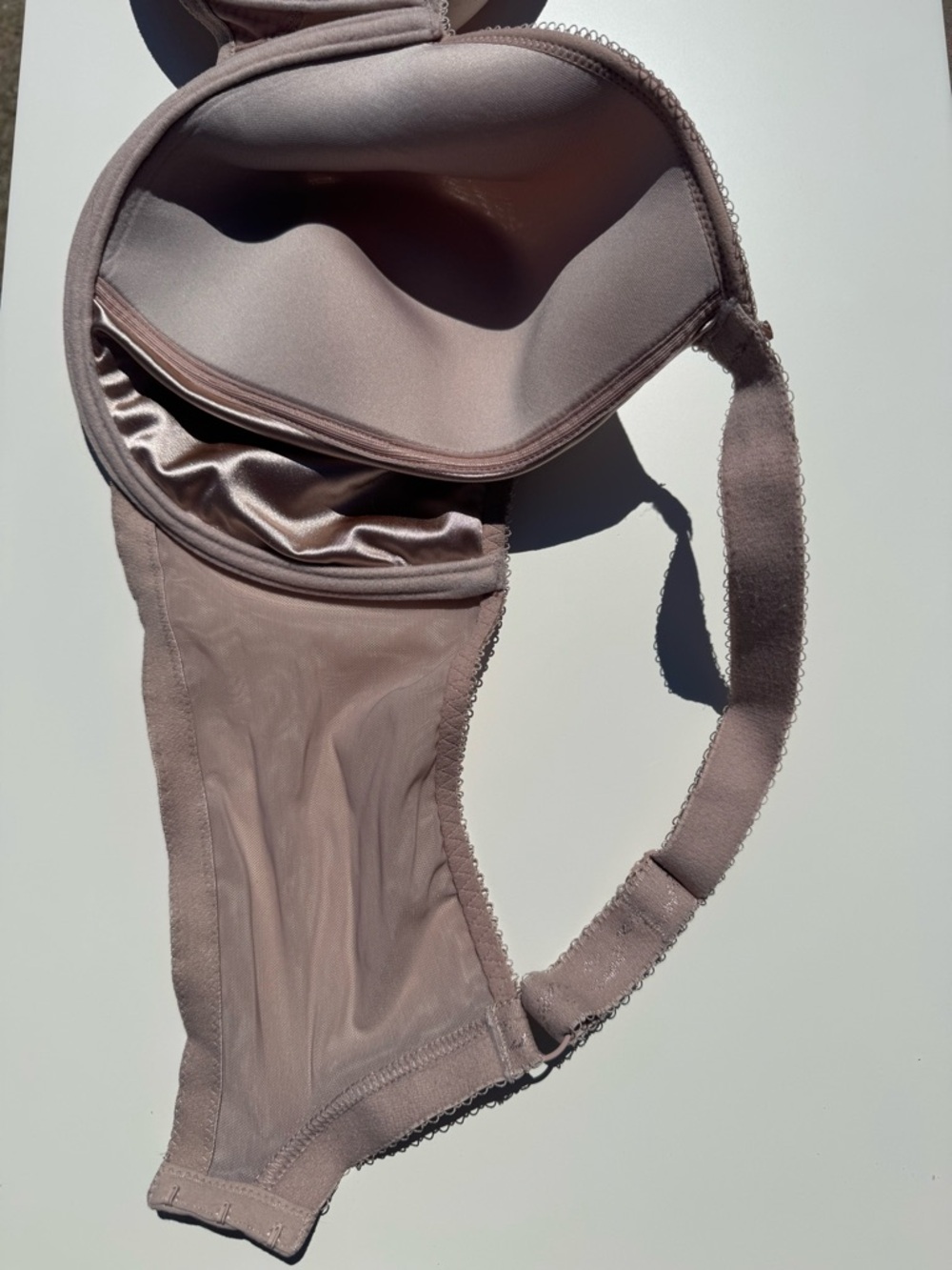 42i  - Elomi Charley Bandless Spacer Molded Bra - Picture 5 of 7